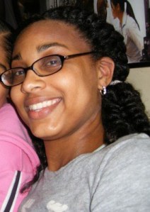 September 2006 - junior year of college, relatively "decent" skin or what I should call a facade of "decent" skin due to the medication. Notice the red blotchy area near my hairline, and the unevenness of my skin tone. 